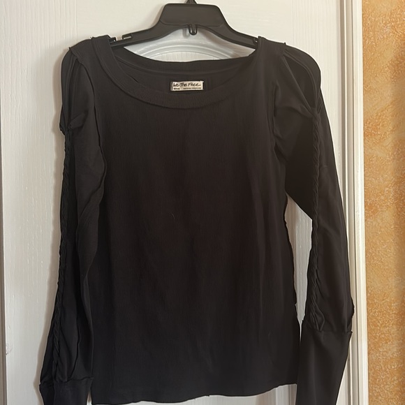 Free people black top with braid pattern - Picture 4 of 6